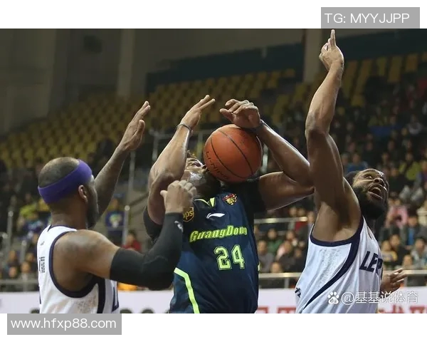任骏飞领衔球队奋勇拼搏展现篮球精神成就辉煌赛季新篇章