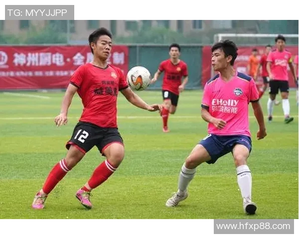 恒大足球与上海队激战正酣比分悬念引发球迷热议